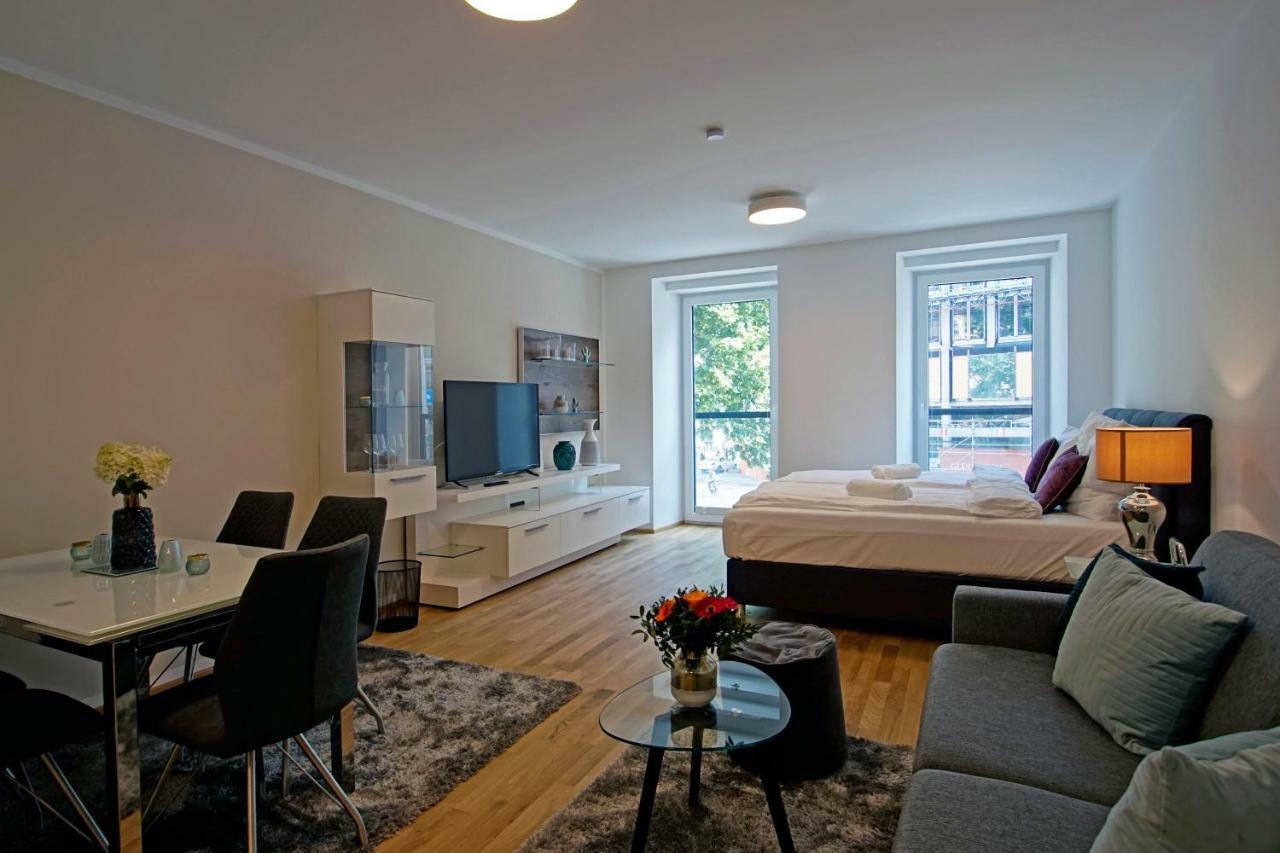 English Theater Apartment At Rathaus Vienne Extérieur photo