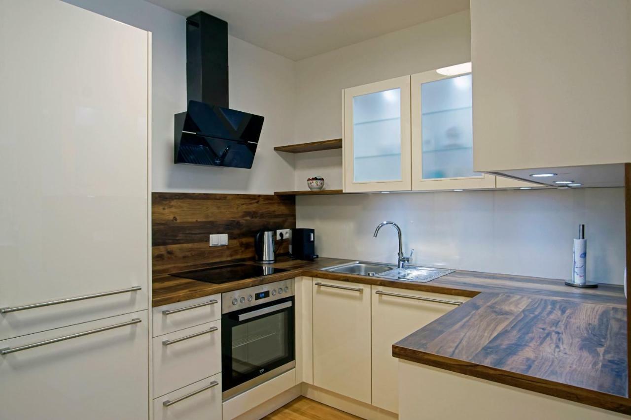 English Theater Apartment At Rathaus Vienne Extérieur photo